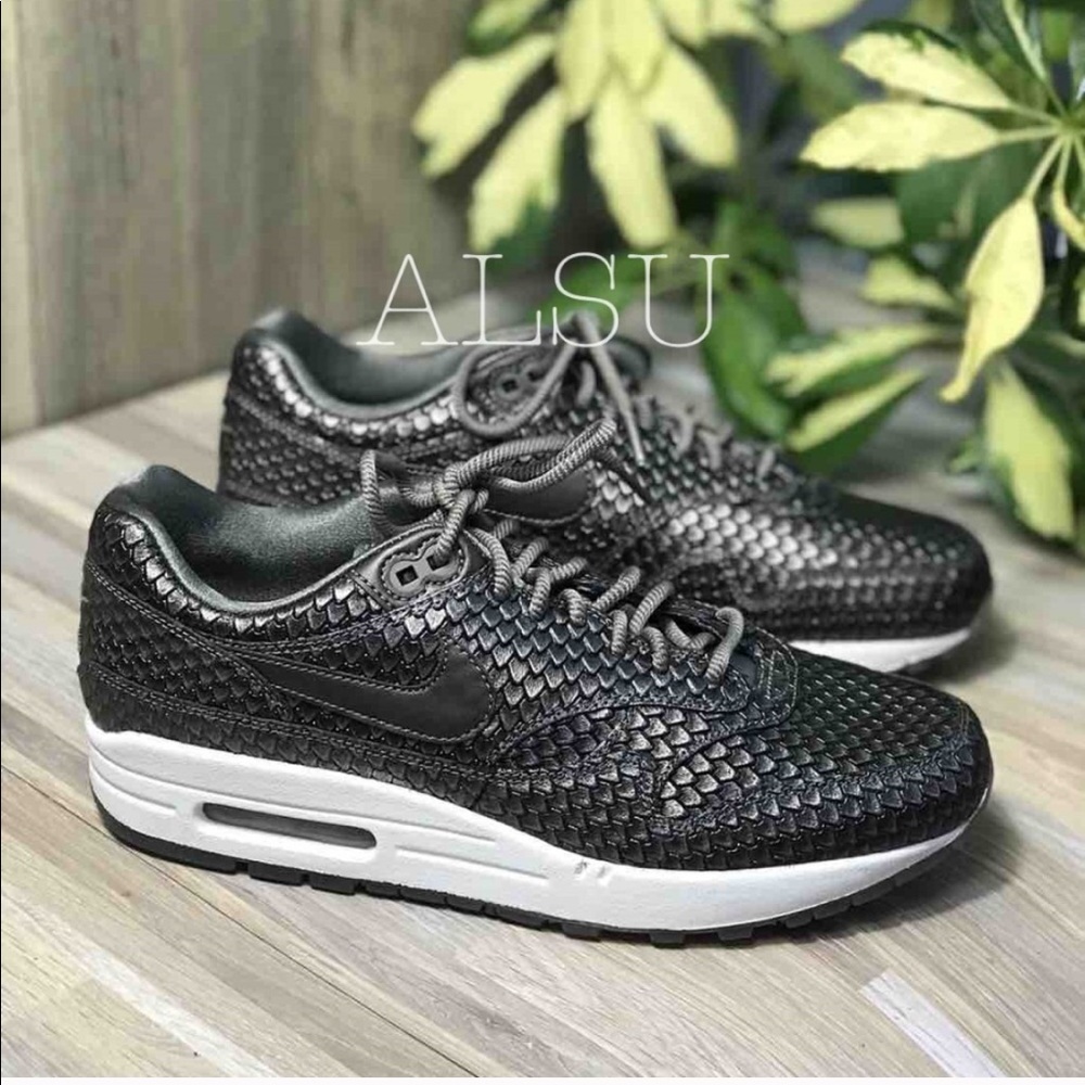 Nike Air Max 1 PRM Mtlc Pewter Grey Metallic W - Picture 2 of 8